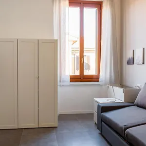 Newly Renovated Loft Near Milano